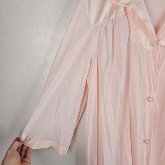 Vintage Vanity Fair Satin Peach Pink Nylon Button-Front Nightgown Size 40 - Picture 5 of 9